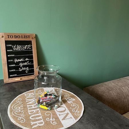 Le Nid Douillet Lägenhet Clamart Exteriör bild